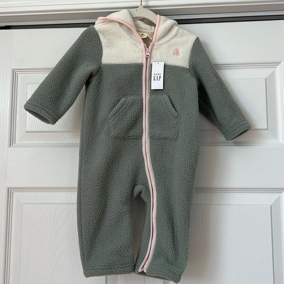 GAP Other - NWT GAP Baby Bunting
